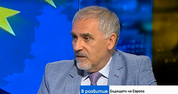 Кадър Bloomberg TV BulgariaБившият зам външен министър Любомир Кючуков направи