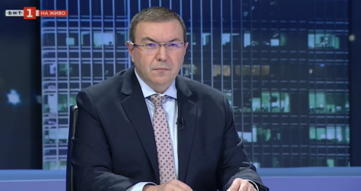 Кадър БНТЗдравният министър коментира предстоящата ваксинация в България  Проф Костадин Ангелов съобщи