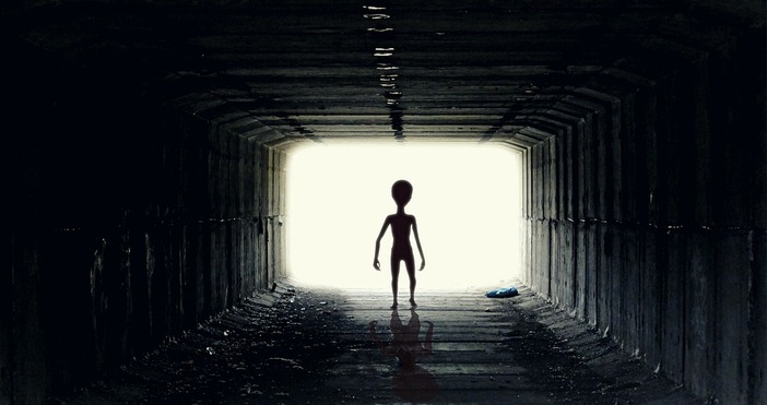Снимка ПиксабейПазят ли в тайна правителствата контакт с извънземни Извънземните цивилизации