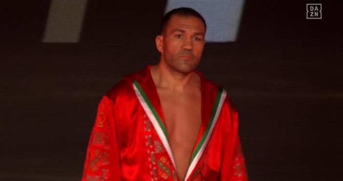 Кадър DAZN4 милиона паунда ще прибере българският боксьор Кубрат Пулев