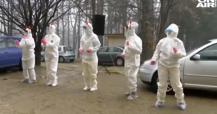 Кадър и видео България Он ЕърМедици решиха да зарадват своите