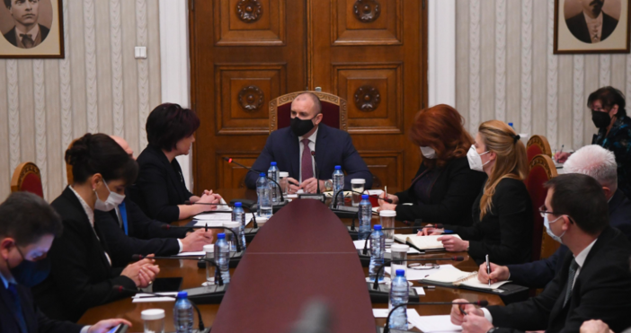 снимки БулфотоВ този момент президентът Румен Радев провежда консултативна среща