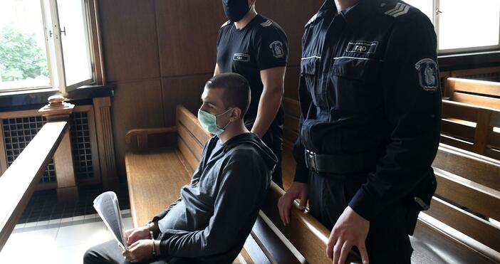 Снимка БулфотоПодсъдимият Викторио Александров се призна за виновен по всички