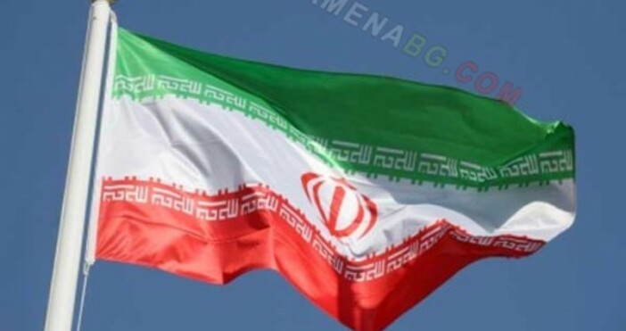 Снимка znamena comНапрежение между САЩ и Иран Иранските власти добавиха към