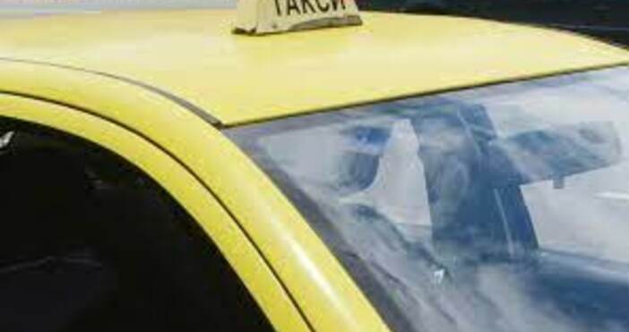 снимка БулфотоСпоред новата наредба за таксиметровия превоз първоначалната такса ще