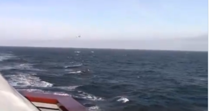 кадър  U S Naval Forces Europe Africa ТуитърДоналд Кук влезе в Черно море