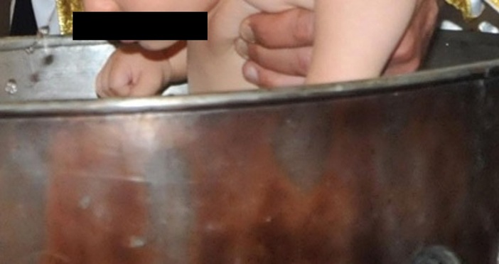 Снимка Булфото архив илюстративнаШестмесечно бебе от Румъния почина след кръщене