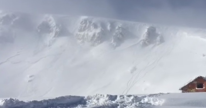 Кадър ПСС  Лавинната опасност в планините остава предупреждават от Планинската спасителна