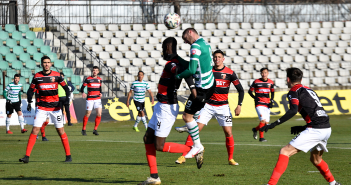 Снимка chernomorepfc bgРезултати от XVII кръг в еfbet лига Ботев Пд