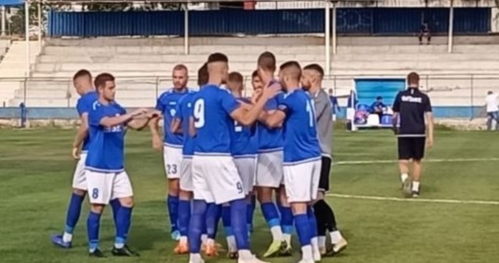 Спартак победви с 2 0 като гост Черноломец Попово в последната