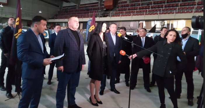 Снимки ВМРО ВарнаВМРО БНД залага три основни приоритета в предизборната си програма
