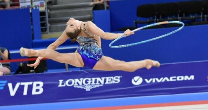 Снимка БулфотоПоредни призове от престижна проява взе българска гимнастичка. Боряна Калейн спечели