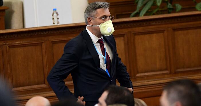 Снимка БулфотоЛидерът на ДПС изрази мнение за настоящия парламент ДПС ще