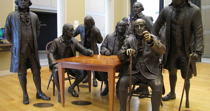 фото   Ziko van Dijk Уикипедия  Бенджамин Франклин  на английски  Benjamin Franklin е американски политик общественик