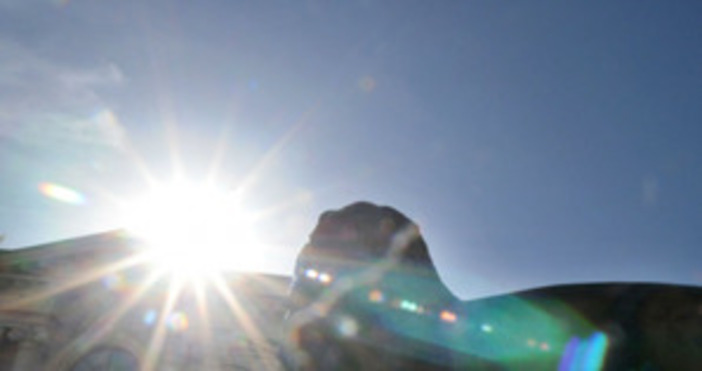 снимка БулфотоСиноптиците вещаят слънчев петък с максимални температури между 26