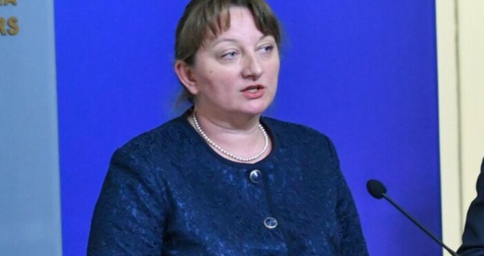 Снимка БулфотоОсвободиха бившата социална министърка Деница Сачева от Надзорния съвет