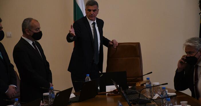 Снимка БулфотоСлужебното правителство назначи 24 ма нови областни управители съобщиха от