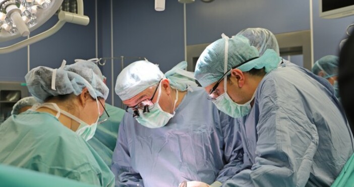 снимка ВМАЧернодробна трансплантация на 52 годишен мъж направиха лекарите от ВМА