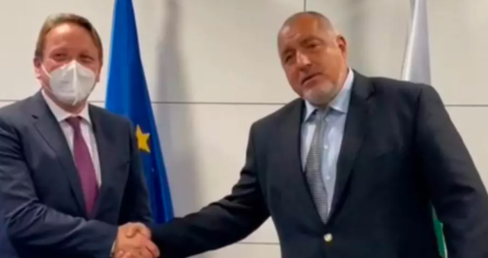 снимка ГЕРББившият премиер Бойко Борисов се срещна с еврокомисаря по разширяването на