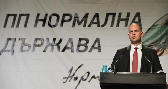 Снимка: БулфотоЛидерът на партия Нормална държава Георги Кадиев направи нов