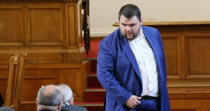 Снимка БулфотоДелян Пеевски излез с позиция за санкциите които му