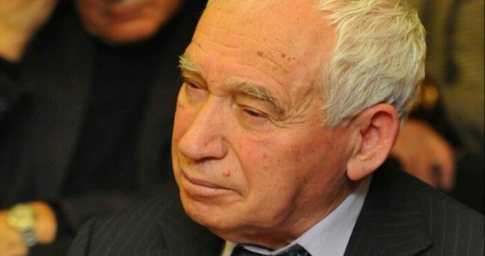 Снимка  БулфотоСкопие награждава посмъртно първия демократично избран президент на България Желю