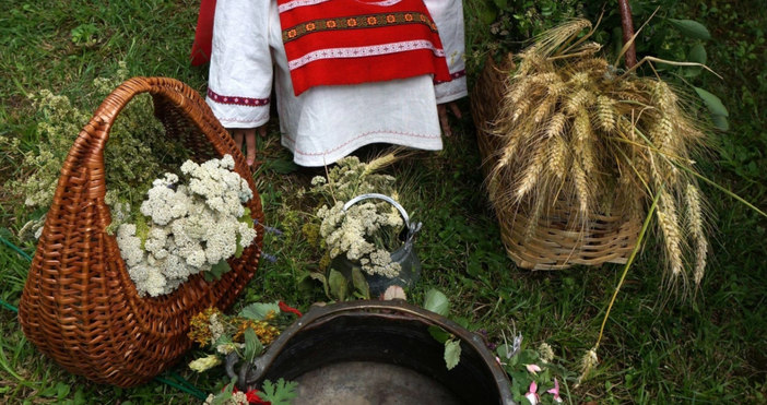 Снимка БулфотоХубав празник е днес в България  Българската православна църква почита
