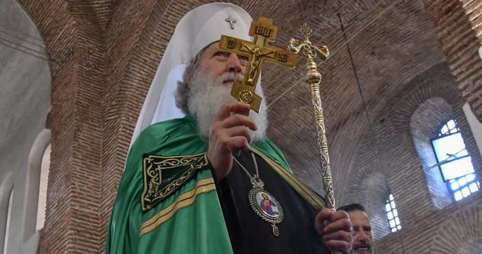 Снимка БулфотоСъобщиха добри новини за патриарх Неофит който през последните