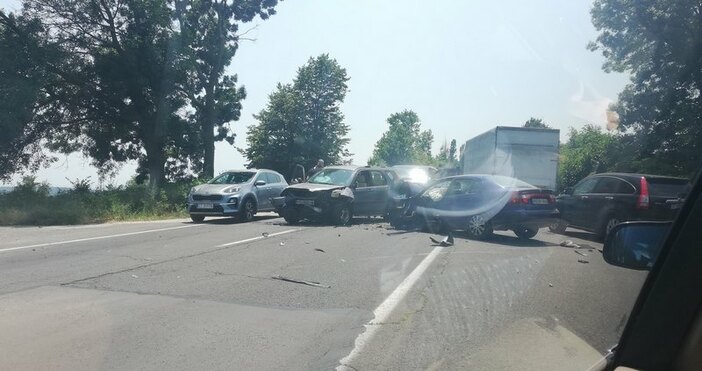 Снимка Пореден инцидент на един от най натоварените пътща в България през