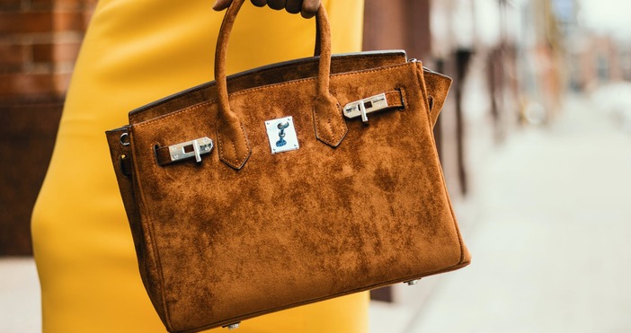 Снимка PexelsЗадържана е крадла на дамски чанти и портмонета Вчера