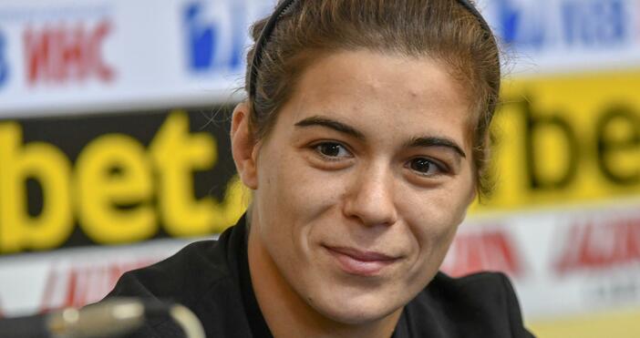 Снимка БулфотоБългарската надежда в борбата Тайбе Юсеин започна участието си