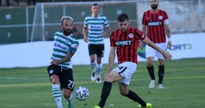 Снимка Chernomorepfc bgТреньорът на Черно море Илиан Илиев определи групата за