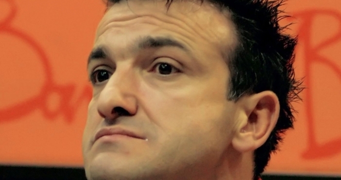 Кадър БулфотоЗуека е напуснал България съобщава той самият в Издържам