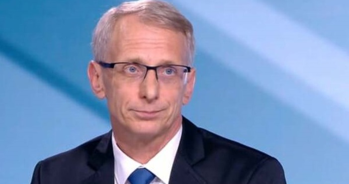 Кадър БТВДобра вест за учениците  Първият учебен ден ще е присъствен