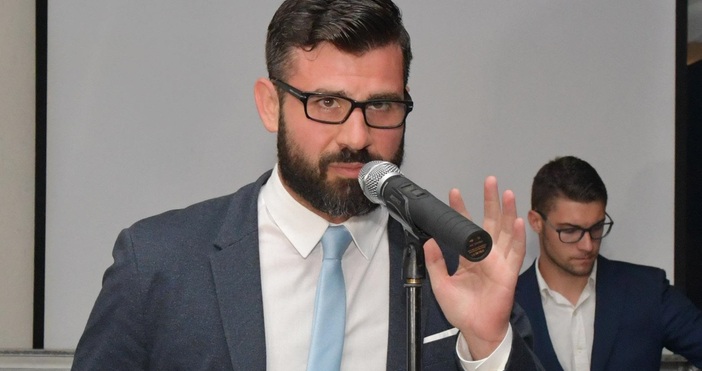 Снимка: БулфотоЖурналистът и кандидат за депутат от листата на ВМРО