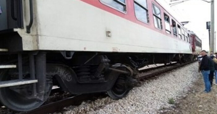 Снимка БДЖТрагичен инцидент на жп релстите.Пътнически влак е убил на