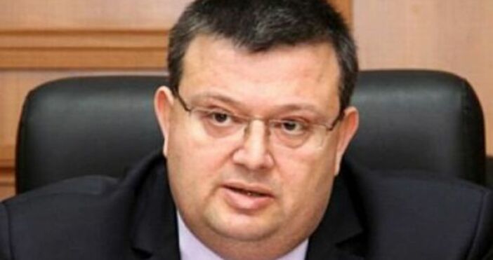 БулфотоАнтикорупционната комисия влезе в община Доспат предаде NOVA от свои източници сред разследващите