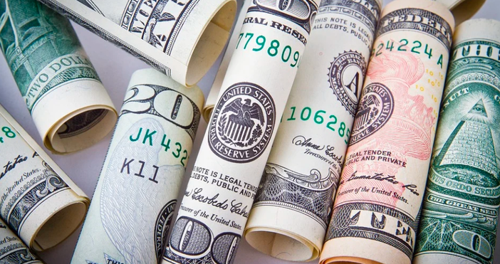 снимка pixabayЧехия замразява заплатите на всички свои държавници Законопроектът засяга парите