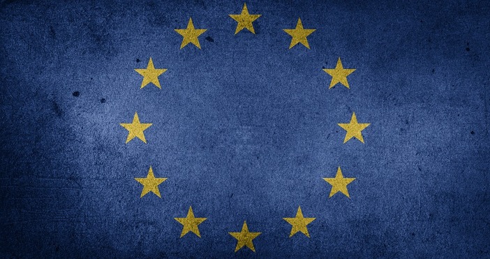 снимка pixabayПравителството на Полша иска да я извади от ЕС Това
