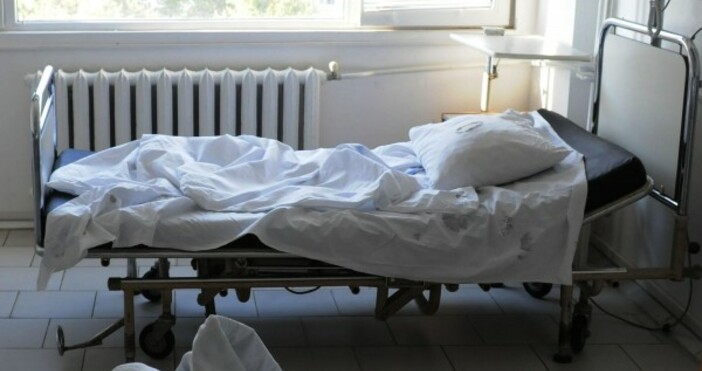 Болниците в Румъния са препълнени с Covid пациент снимка БулфотоТази