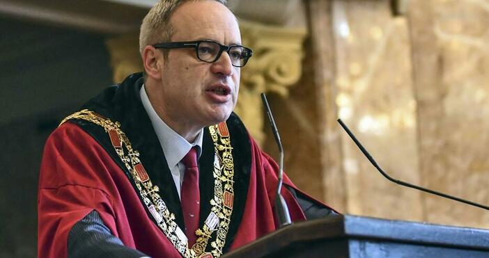 Снимка БулфотоПроф Атанас Герджиков излезе в отпуск от 4 октомври