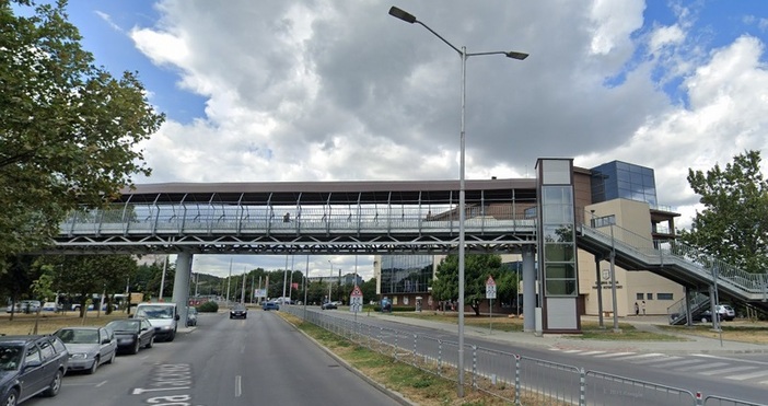 Снимка Google MapsТрагедия на улицата във Варна Мъж издъхна в