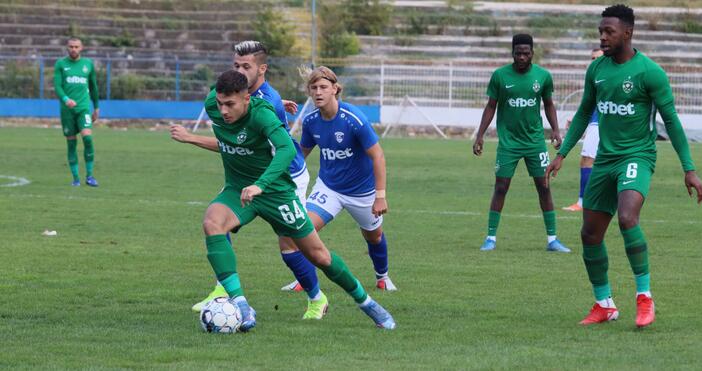 В 4-ата мин. домакините откриха резултата чрез Тютюков, а в