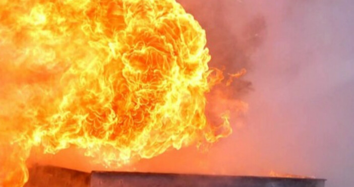 Масивна експлозия на бензиностанция във Фритаун, столицата на Сиера Леоне,
