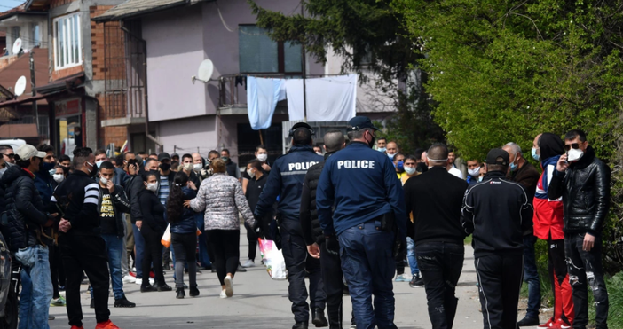 Полицията в София започна проверка за нарушаване на политическите права