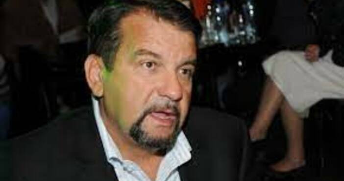 Ето какво точно пише той С тъга научих в тези