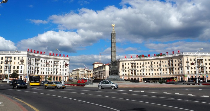 Беларус спира да доставя електроенергия на Украйна която вече се