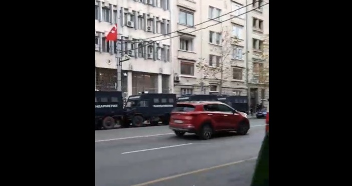 Турското посолство в София е отцепено предаде На мястото на