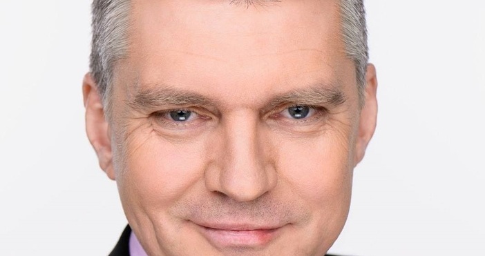 Радио комуникационният експерт Любомир Аламанов призова Бойко Борисов да си
