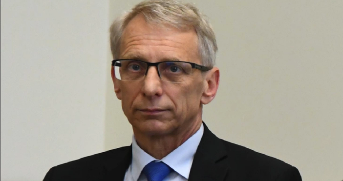 Една от опциите за връщане на по големите ученици в училище